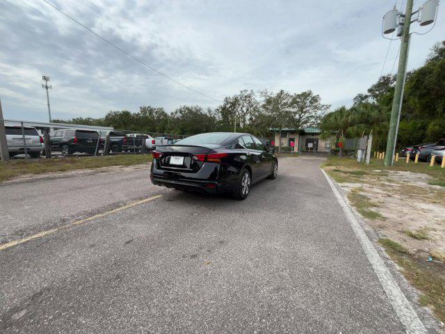 2024 nissan altima s fwd