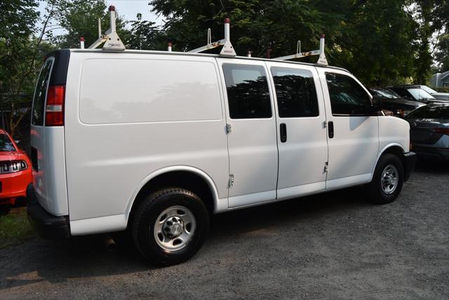 2017 chevrolet express 2500 work van