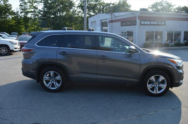2016 toyota highlander limited