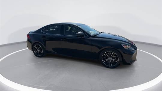 2020 Lexus IS