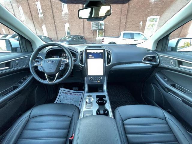 2022 ford edge sel