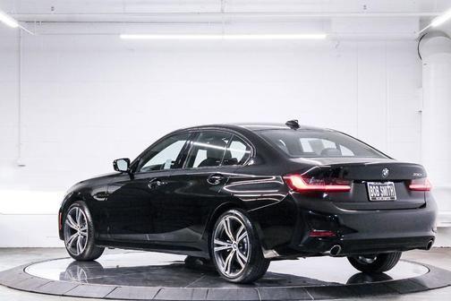 2022 bmw 330