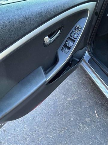 2013 hyundai elantra gt base