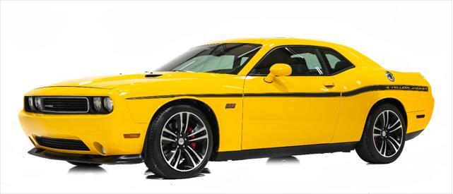 2012 dodge challenger srt8 yellow jacket 2dr coupe