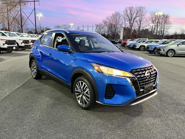 2022 nissan kicks sv