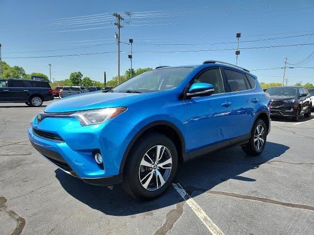 2018 toyota rav4 xle in high point, north carolina