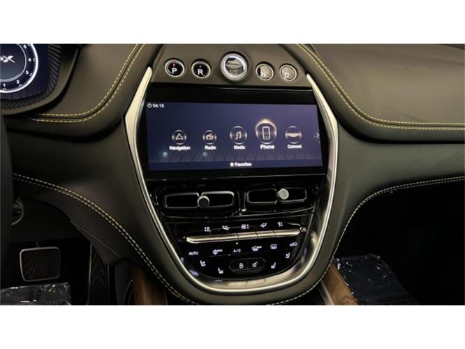 2021 aston martin dbx in anaheim, california