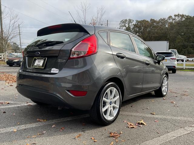 2019 ford fiesta se