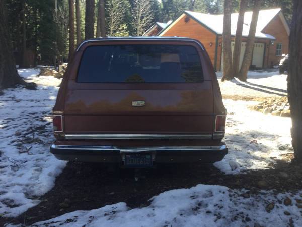 chevy suburban w/cummins diesel engine