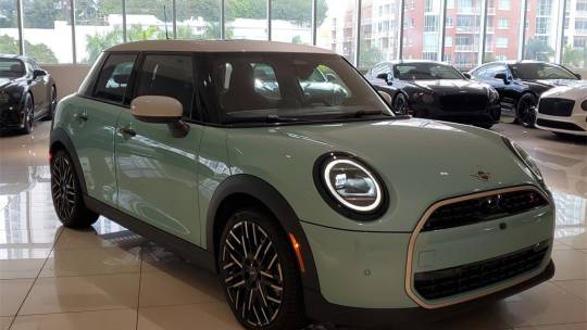 2025 Mini Hardtop