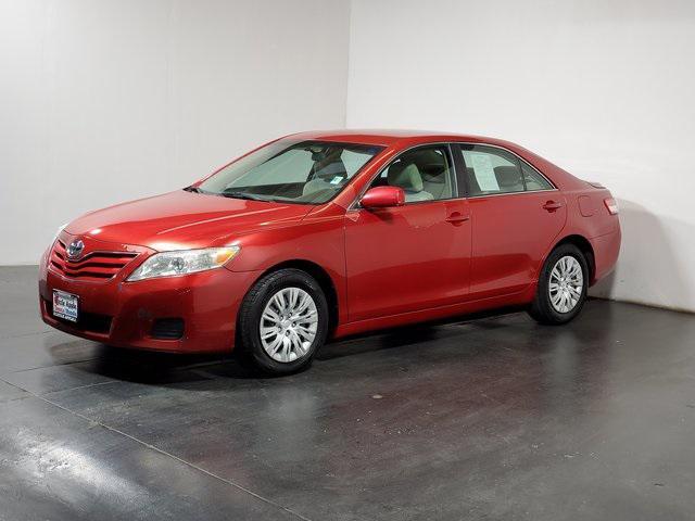 2010 toyota camry le