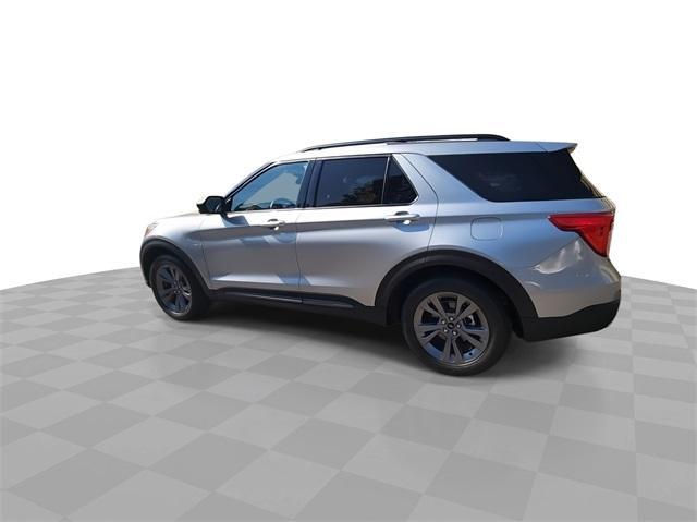 2021 ford explorer xlt