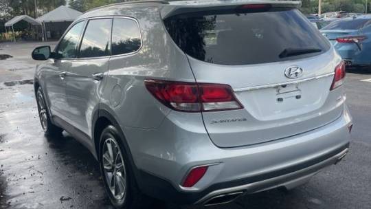 2017 hyundai santa fe se