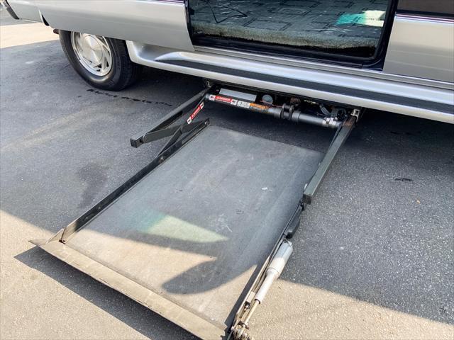 1999 ford e150 base