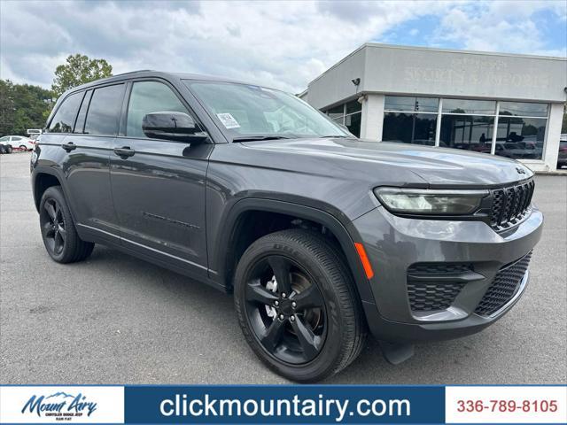 2023 jeep grand cherokee altitude