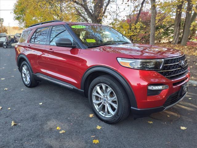 2021 ford explorer xlt