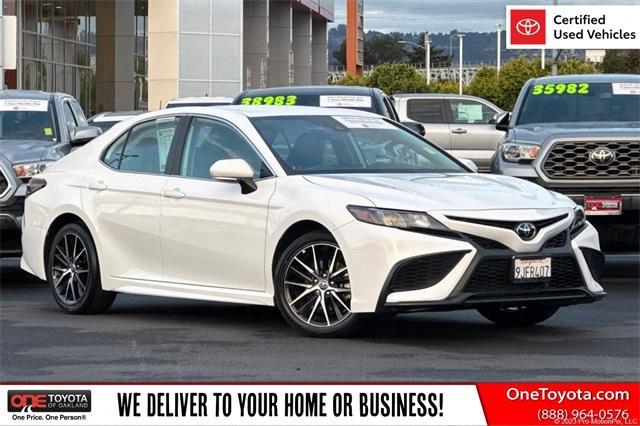 2024 toyota camry se