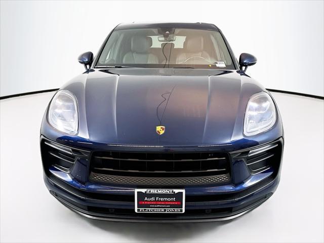 2022 porsche macan base