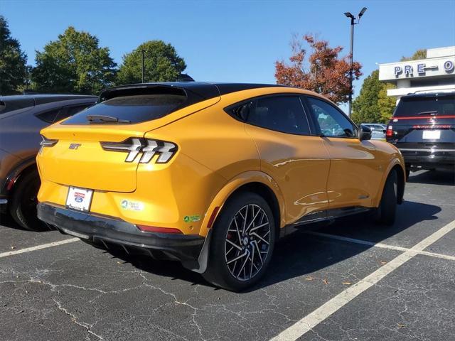2021 ford mustang mach-e gt
