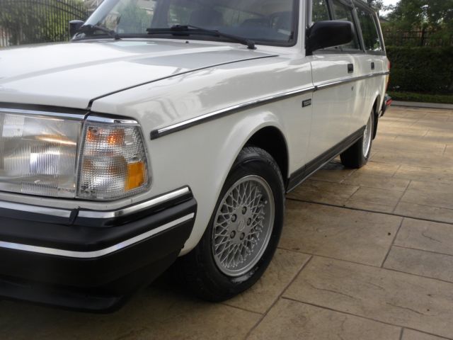 volvo 1993 240 station wagon