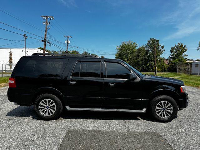 2017 ford expedition el xlt