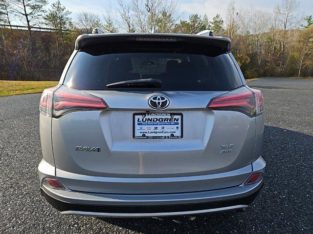 2016 toyota rav4 xle