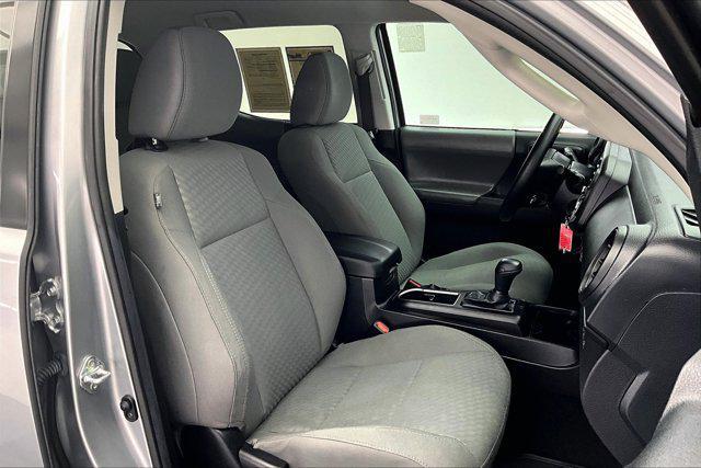 2021 toyota tacoma sr