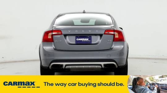 2016 Volvo S60 Cross Country