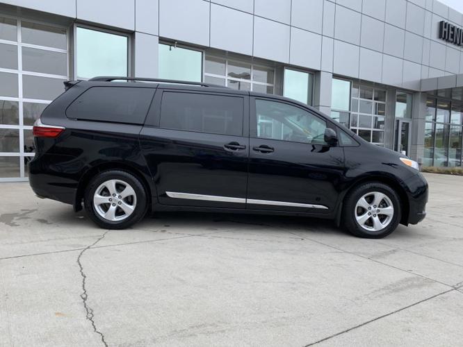 certified 2015 toyota sienna le merriam, ks 66203 for sale in overland park, kansas