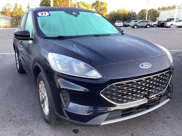 2021 ford escape se
