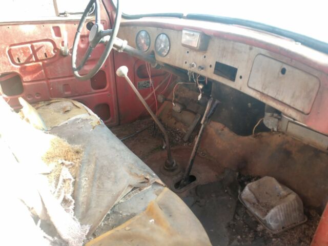 2 international pickup l-112 1950-1952