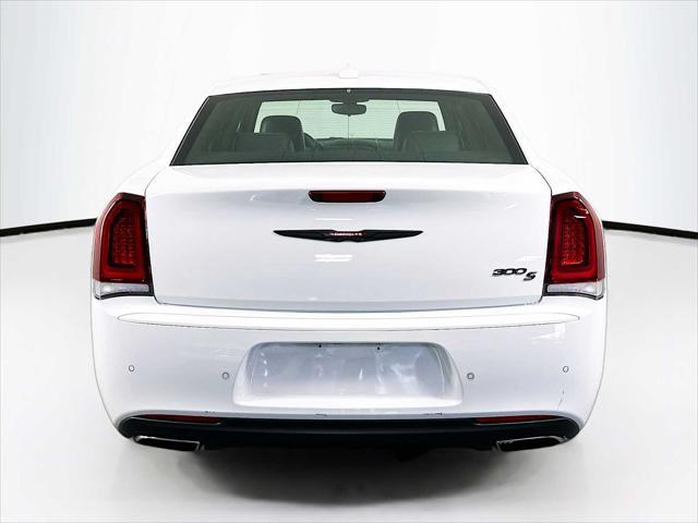 2023 chrysler 300 s