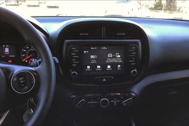 2021 kia soul lx