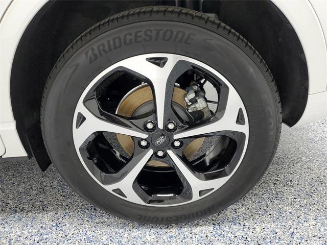 2023 ford escape st-line elite