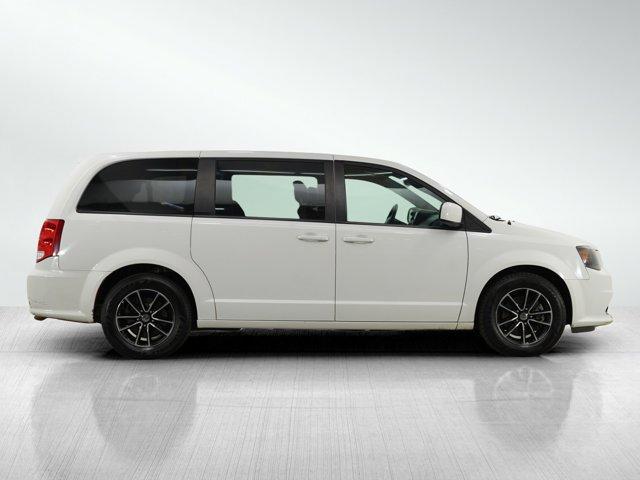 2019 dodge grand caravan r/t