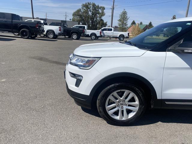 2018 ford explorer xlt
