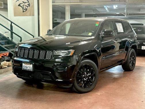2020 jeep grand cherokee