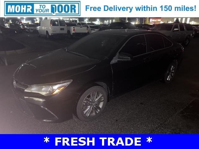 2016 toyota camry se