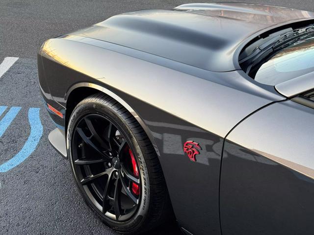 2023 dodge challenger srt hellcat