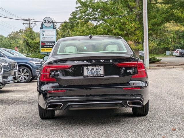 2022 volvo s60 b5 momentum