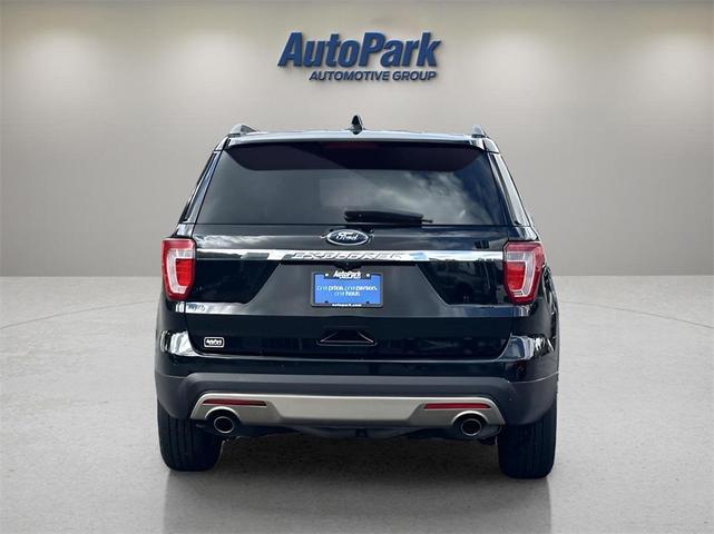 2017 ford explorer xlt