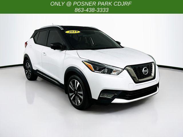2019 nissan kicks sr