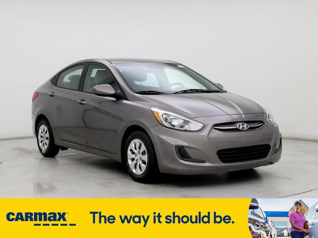 2017 hyundai accent se