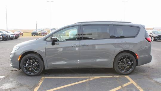 2025 Chrysler Pacifica