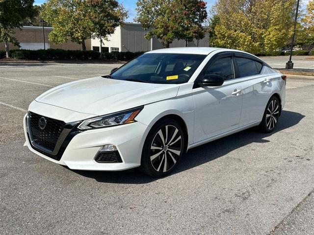 2022 nissan altima 2.5 sr