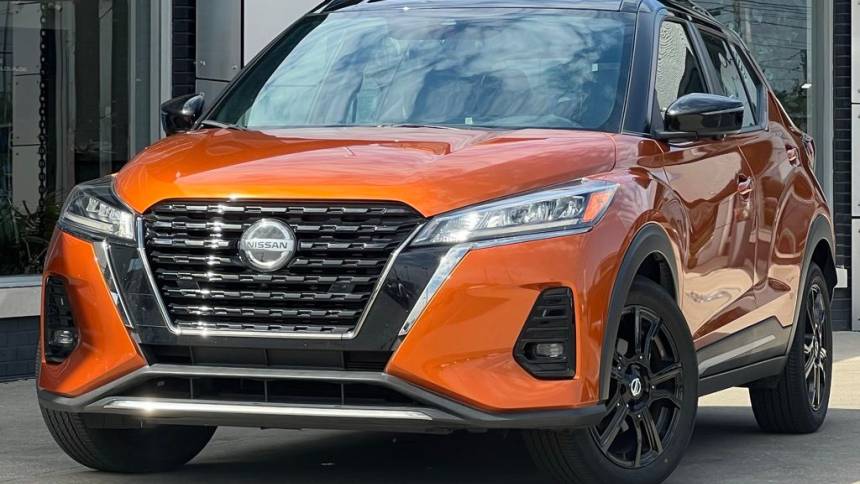 2021 nissan kicks sr