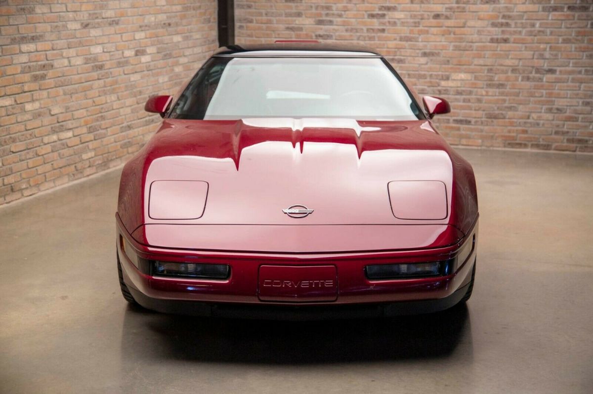 stunning 40th anniversary 1993 chevrolet corvette zr1