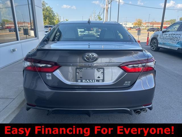 2023 toyota camry se