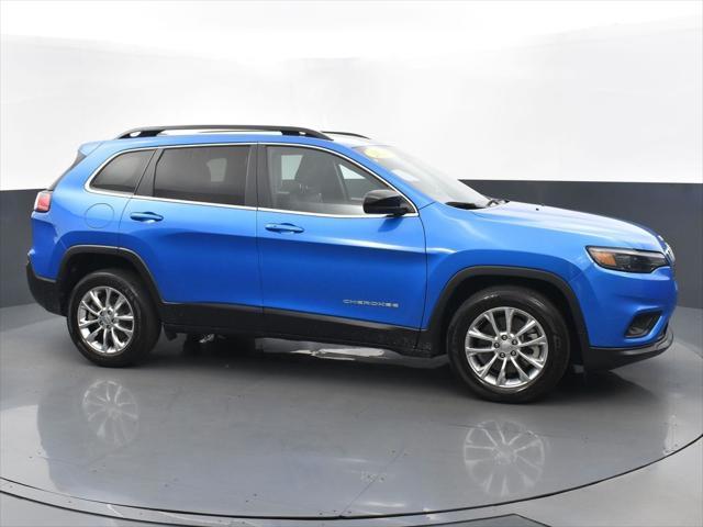 2022 jeep cherokee latitude lux