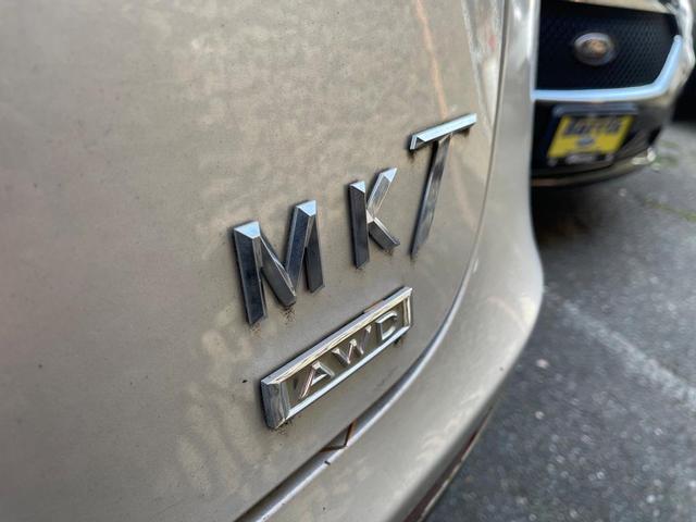 2011 lincoln mkt in alderwood manor, washington